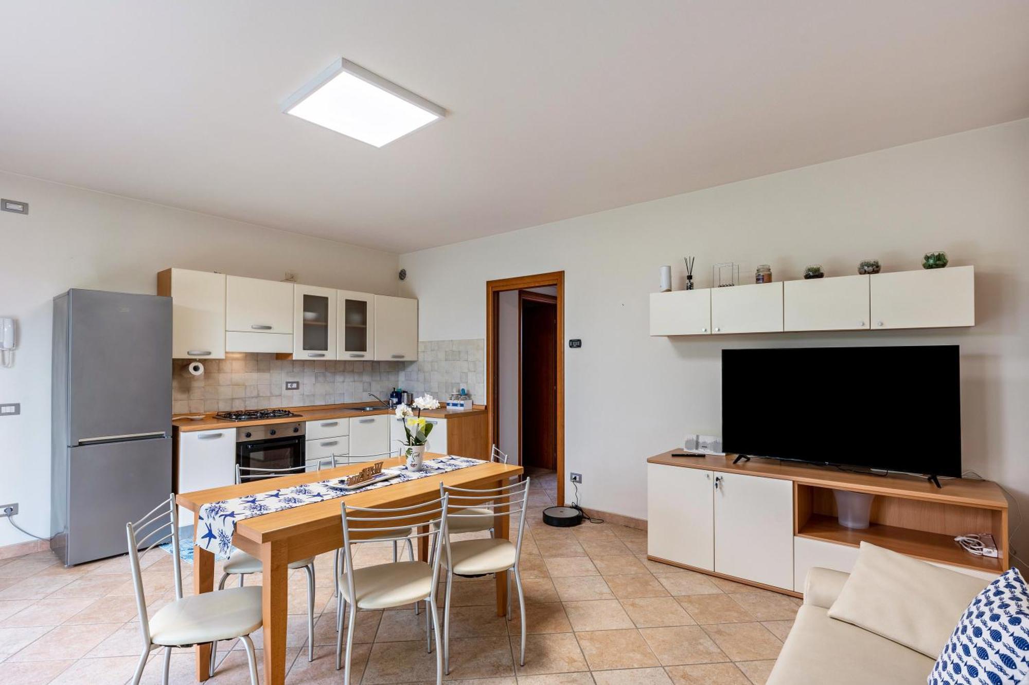 Bluemoon -Luminoso Apt Con Piscina Lazise Eksteriør billede